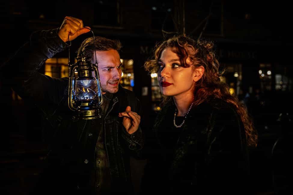 London: Interactive Jack the Ripper Walking Tour - Meeting inside Altab Ali Park and getting your night started