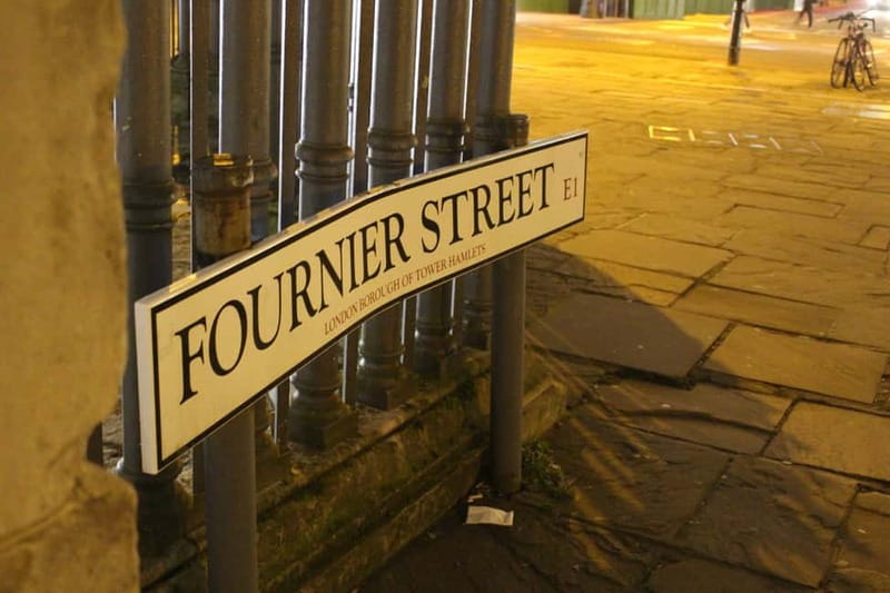 London: Jack the Ripper Small Group Walking Tour - Small-group format and pacing: why max 20 feels right