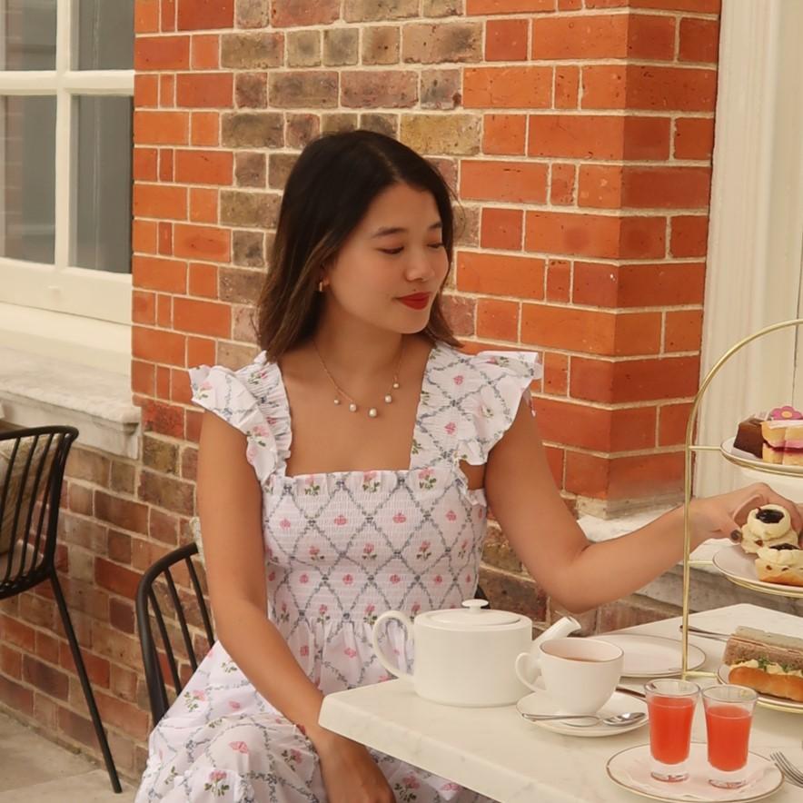 London: Kensington Palace Gardens Tour with Royal High Tea - Key takeaways
