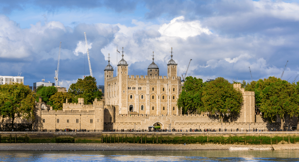 London: London Sightseeing Walking Tour with 30+ Sights - Price and What You’re Getting for $25 (No Ticket Hassles)