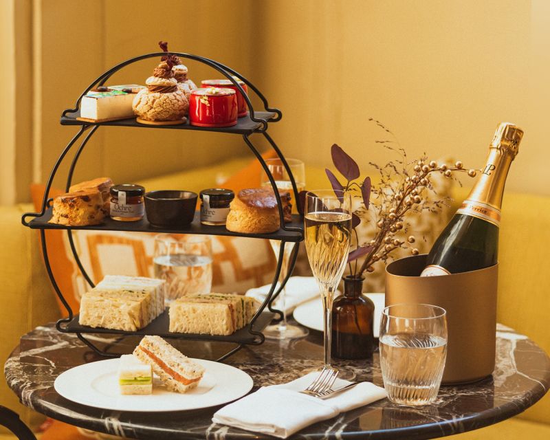 London: National Gallery Guided Tour and Afternoon Tea - Meeting at the Sainsbury Wing: Quick Logistics, Real-Time Security