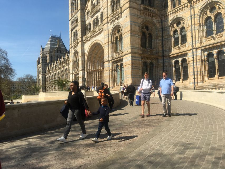 London: Natural History Museum Entry Ticket and Guided Tour - Central Hall moments: Diplodocus and what to notice beyond the wow factor