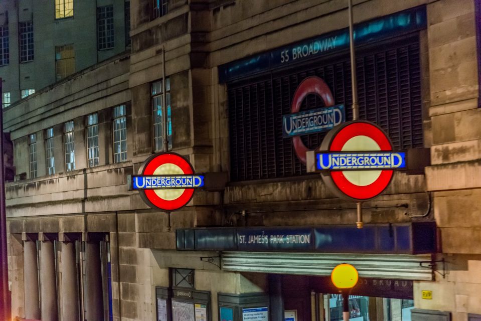 London: Nighttime Open-Top Bus Sightseeing Tour - Upper deck vs downstairs: seating that affects views and photos