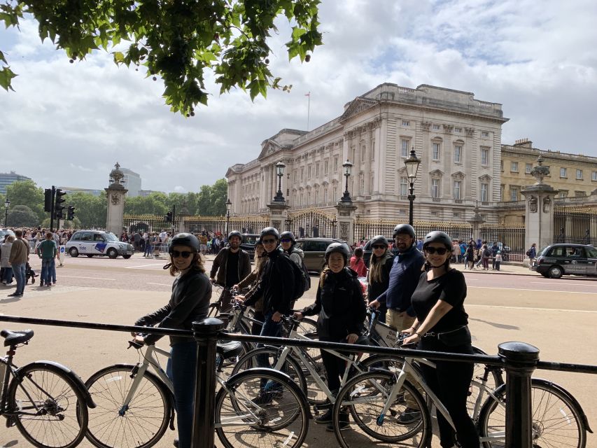London: Parks and Palaces Guided Morning Bike Tour - Kensington Garden in the morning: Victoria, Diana, and the park air