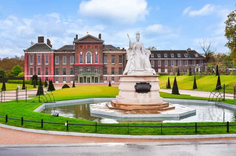 London Pass® - Save up to 50% on Tickets to 100+ Attractions - Tower of London + Tower Bridge: the “classic London” combo