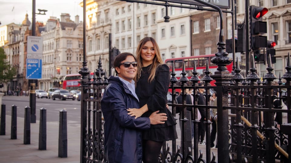 London: Private Photoshoot with Video Clip Option - The Video Clip Upgrade: A 1-Minute Souvenir That Feels Personal