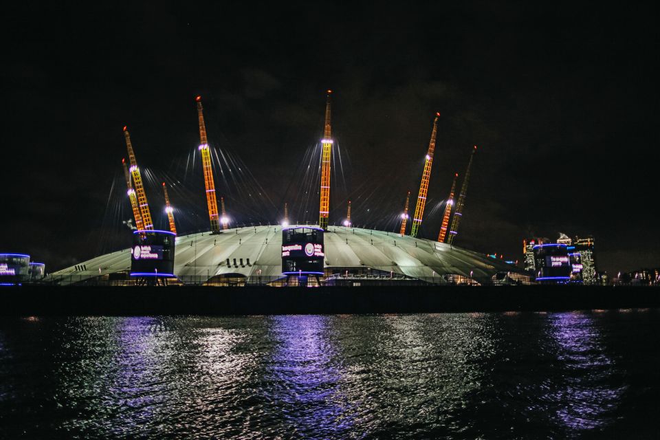 London: River Thames Dinner Cruise - Value check: is $94 worth a meal plus music at night?