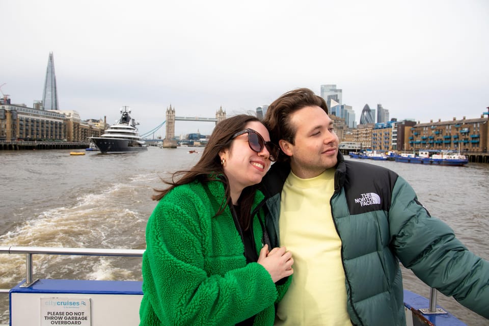 London: River Thames Hop-On Hop-Off Sightseeing Cruise - Why the Thames cruise beats the bus-on-traffic plan
