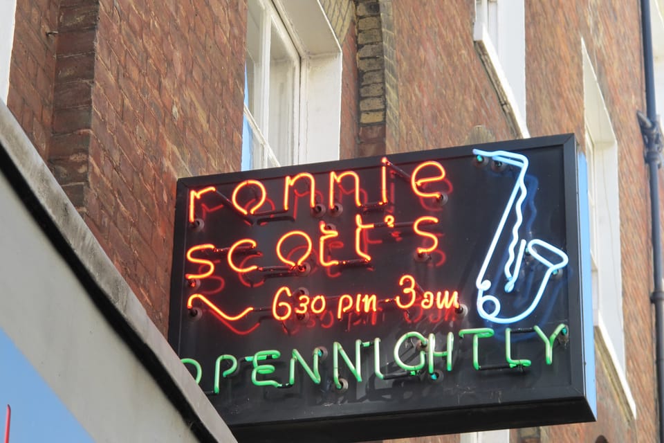 London: Rock 'n' Roll History Tour - Why This Rock ’n’ Roll Bus Tour Works in 3.5 Hours