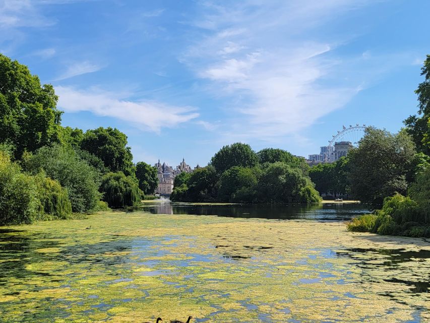 London: Royal Walking Tour and Buckingham Palace Audio Tour - The King’s Tour Artists exhibition: a 2025 bonus to plan around