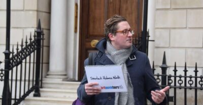 London: Sherlock Holmes-Themed Walking Tour - The first Holmes and Watson meeting: Making fiction feel real