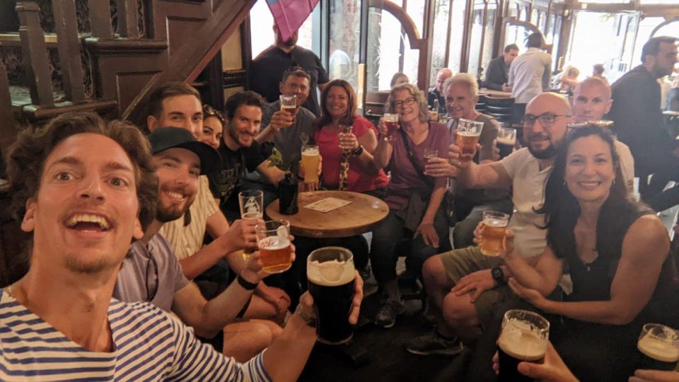 London: Soho Music and Historic Pubs Walking Tour - Meeting at Piccadilly Circus and getting your bearings in Soho