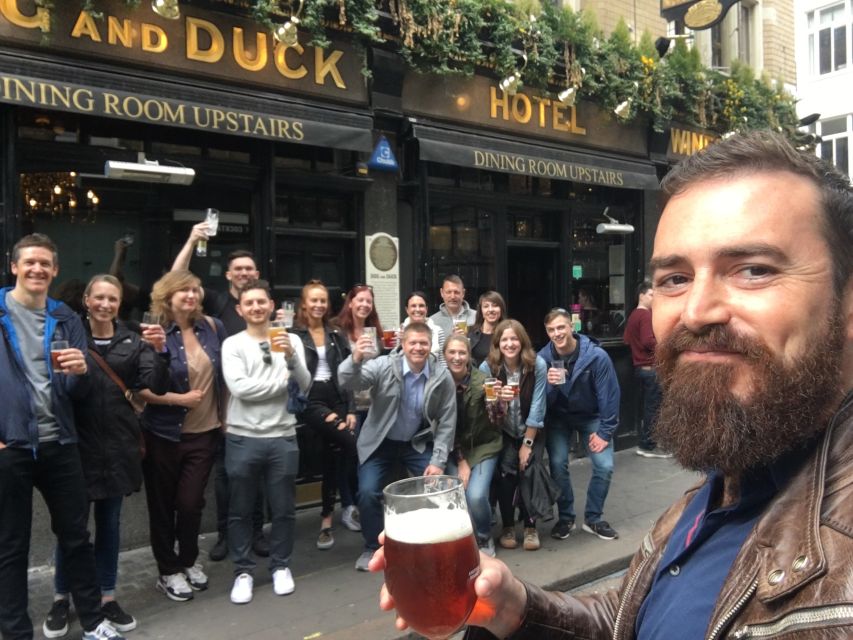 London: Soho Music and Historic Pubs Walking Tour - Beer choices, photo moments, and the small things the guide spots