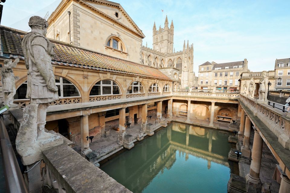 London: Stonehenge, Windsor, and Bath Day Trip by Bus - Should you book this London day trip?
