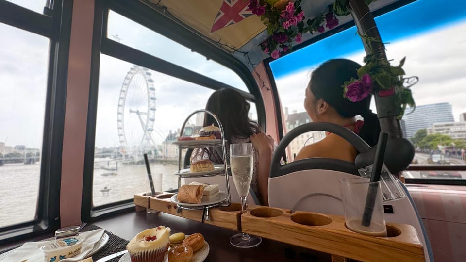 London: Taylor Swift-Inspired Afternoon Tea Bus Tour - Final verdict: book for the vibe, not for the lecture