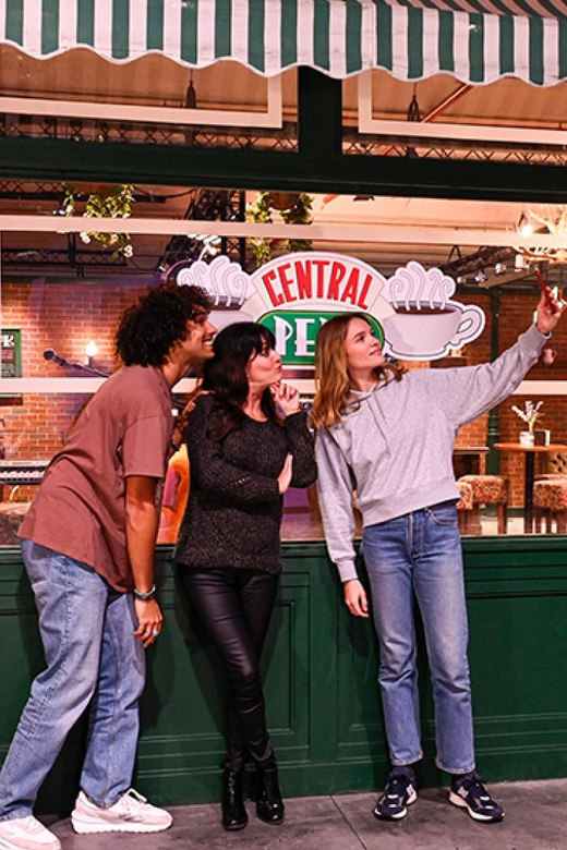 London: The FRIENDS™ Experience Entry Ticket - Who should book this and who might skip