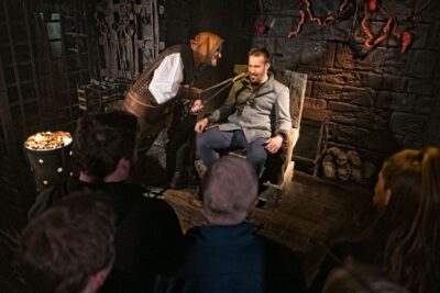 London: The London Dungeon and London Eye Combo Ticket - Fleet Street to Whitechapel to Newgate: what happens inside