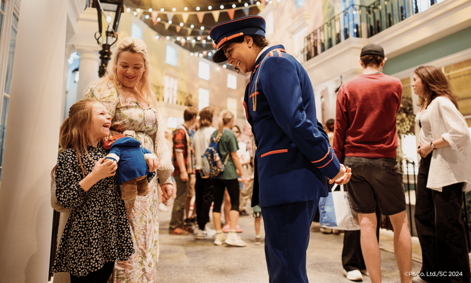 London: The Paddington Bear™ Experience Entry Ticket - Entering County Hall: Find the Paddington Flags and Get Seated