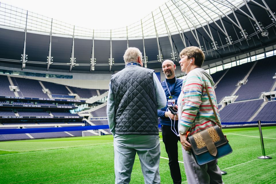 London: Tottenham Hotspur Stadium Tour - Press Auditorium: putting yourself in the manager’s shoes