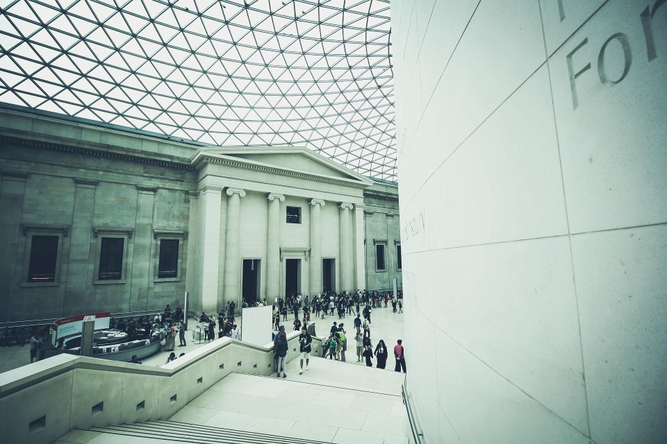London: Tour of the British Museum - Meeting Point on Great Russell Street: Finding Your Guide Quickly