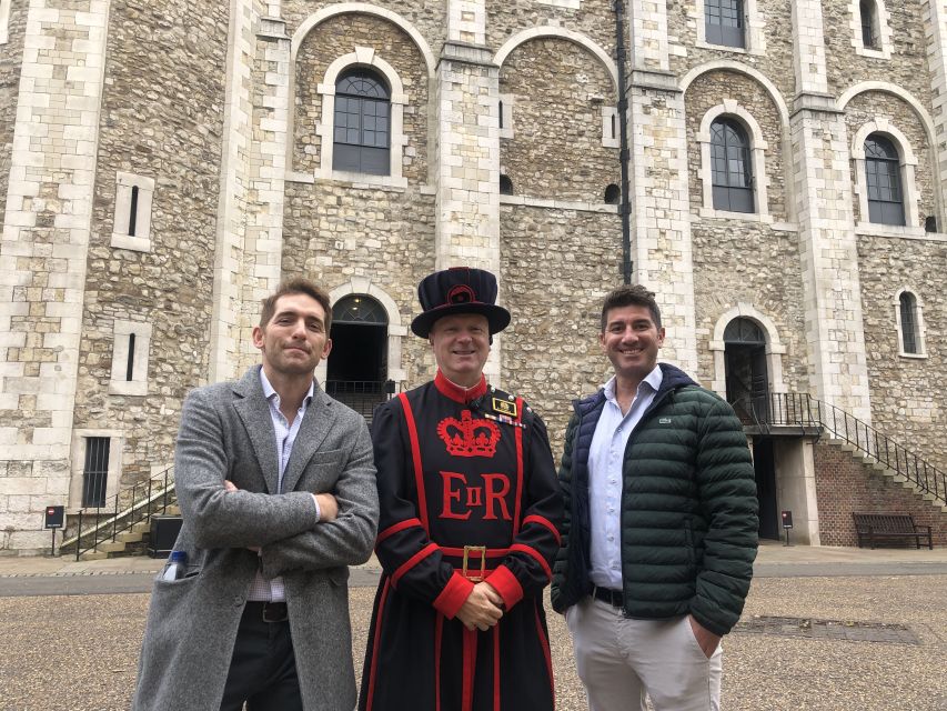 London: Tower of London Tour with Crown Jewels & Beefeaters - The Crown Jewels Tour Inside the Jewel House
