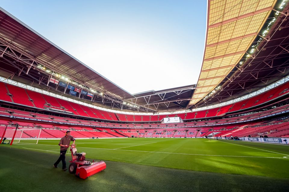 London: Wembley Stadium Guided Tour - Guides matter: the humor and storytelling you’ll remember