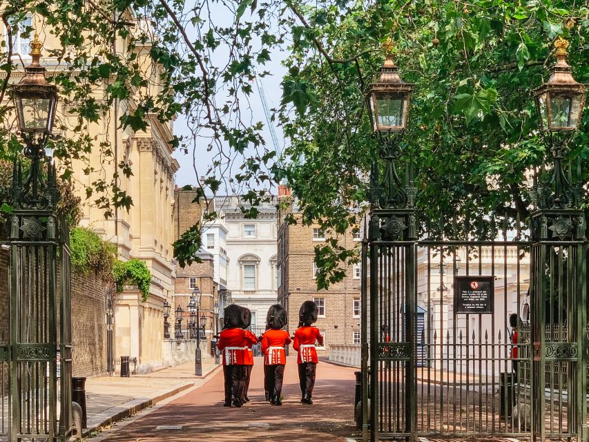 London: Westminster and Changing of the Guard Tour - Parliament Square and the statues you can actually understand