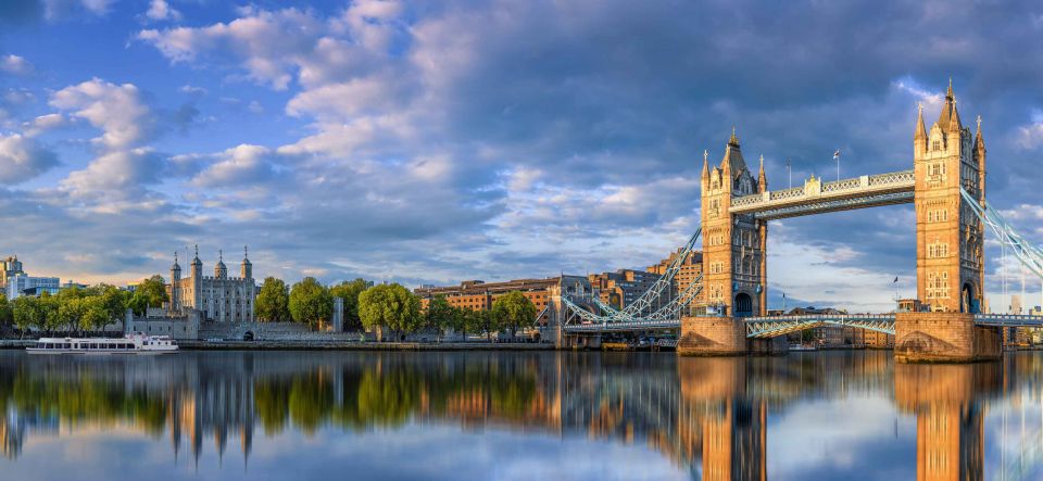 London: Westminster to Tower Bridge River Thames Cruise - Timing, weather, and boat comfort for a short cruise