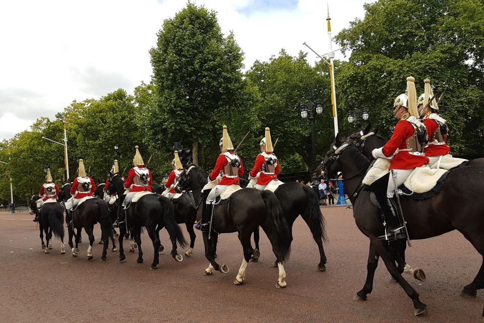 London: Westminster Tour, River Cruise, and Tower of London - Westminster on foot: how 3 hours covers the big icons