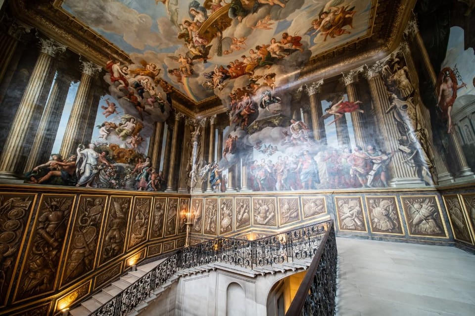 London: Windsor Castle & Henry VIII's Hampton Court Palace - The Thames River boat ride: the palate cleanser between palaces