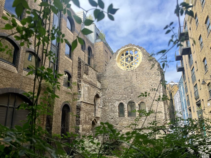 London: Witches and History Bankside Walking Tour - Clink Street and the Clink Prison Museum: where the history turns serious