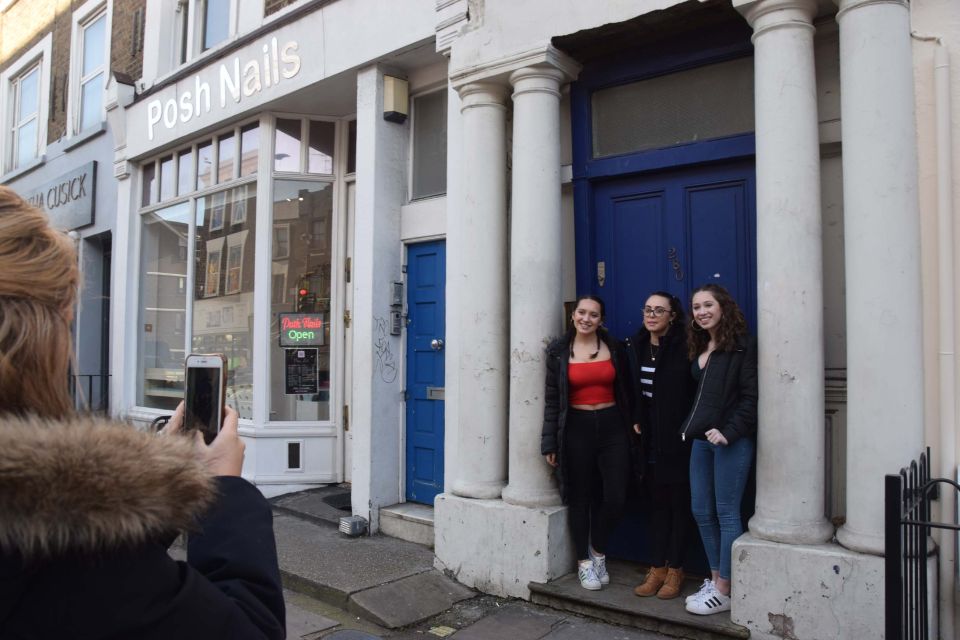 Notting Hill Walking Tour - Celebrity home viewpoints and music studios in West London