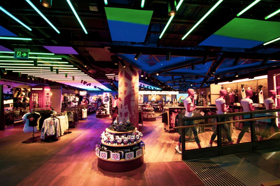 Picadilly Circus: Hard Rock Cafe Set Menu Lunch or Dinner - Piccadilly Circus + Hard Rock: what this meal experience really feels like