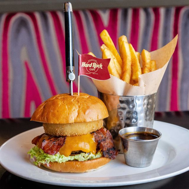 Picadilly Circus: Hard Rock Cafe Set Menu Lunch or Dinner - Choose the right set menu: Acoustic vs Electric for your appetite