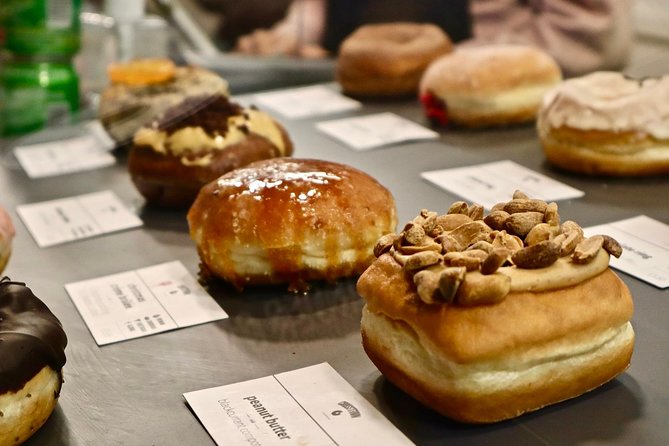 Private East End Food Tour: 7 Tastings with Bagels & Fish & Chips - Brick Lane street art and bagel energy
