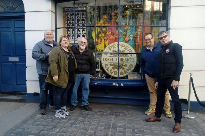 Private London Beatlemania Tour in an Iconic Black Cab - St James’s Publishing Secrets and Montague Square’s Connections
