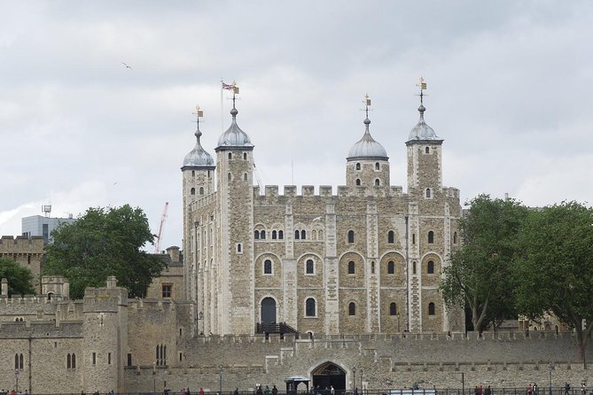 Private Tour London Highlights, entries Westminster Abbey, The Tower of London - St. Paul’s Cathedral: One-Architect Speed Run Through the Skyline