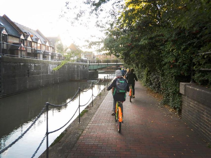 Secret London Tour by Bike - The Bike Setup: Helmet, Lights in Winter, and Practical Gear Choices