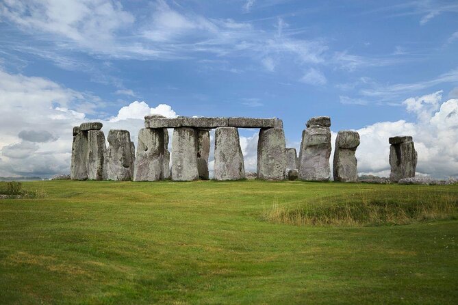 Small Group Stonehenge, Bath and Secret Place Tour from London - Key Highlights You Can Count On
