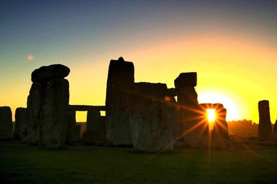 Stonehenge Special Access - Evening Tour from London - Coach, timing, and why an evening start changes the feel