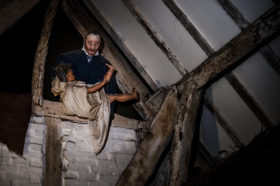Stratford-upon-Avon: Lantern-Lit Ghost Tour at Tudor World - Key Things I’d Book It For