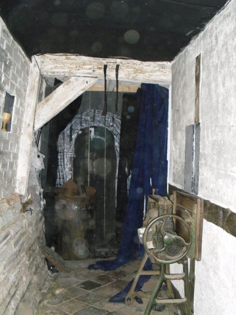 Stratford-upon-Avon: Lantern-Lit Ghost Tour at Tudor World - Who This Lantern-Lit Ghost Tour Is For (and Who It Isn’t)