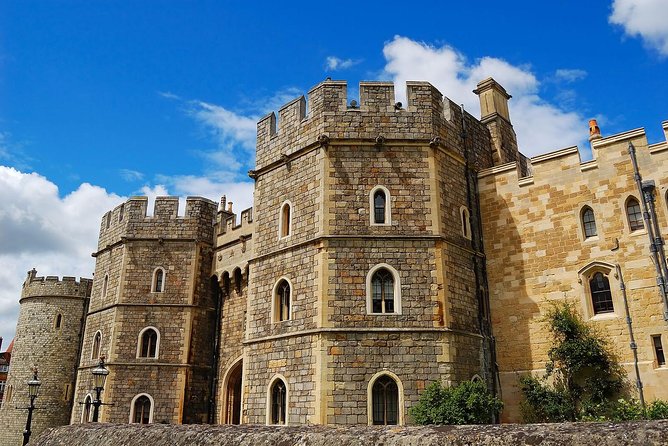 Summer Special: Buckingham Palace & Windsor Castle Tour - A Summer Special That Cuts Your Planning Time