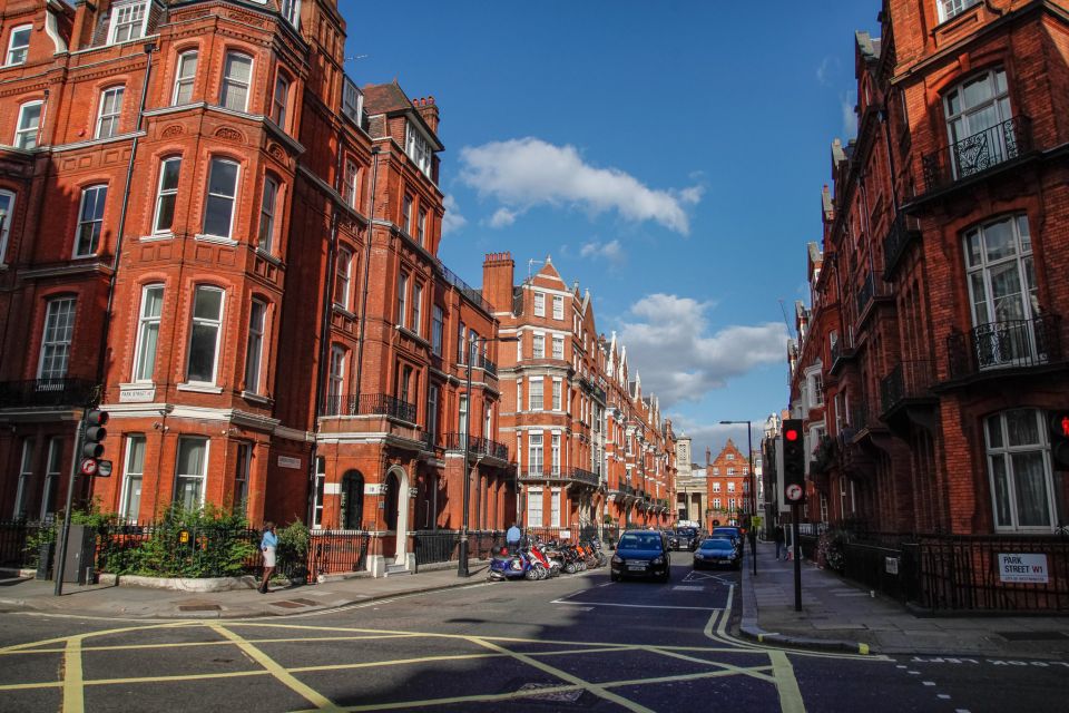 The Beatles London Walking Tour - Savile Row and the film-location payoff