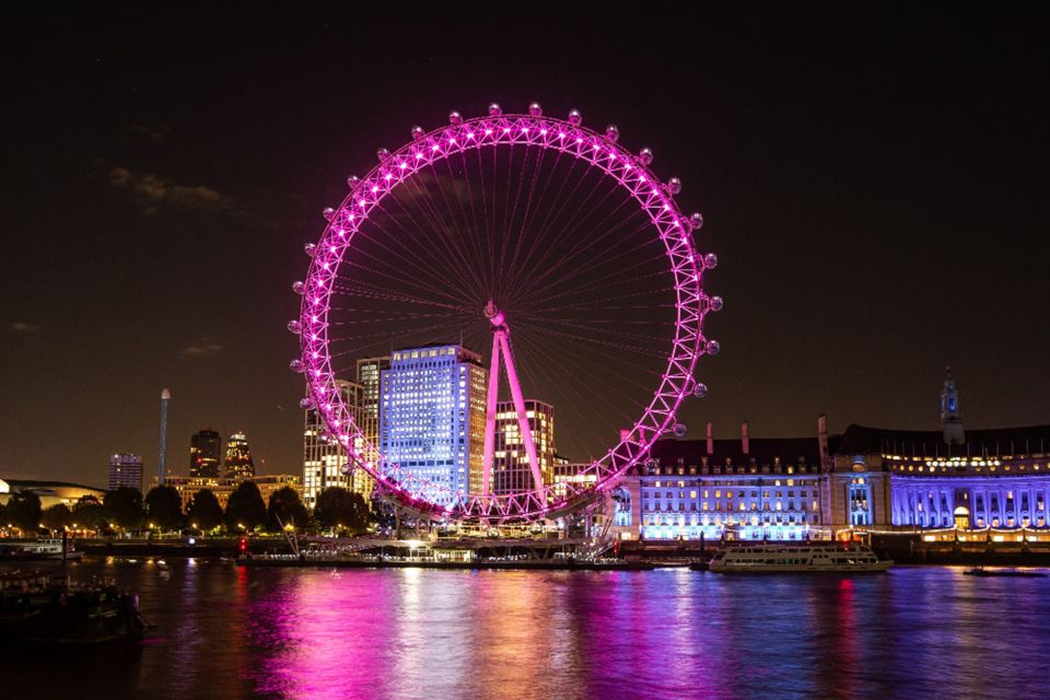 The London Eye Champagne Experience - Fast-track security and boarding the shared capsule