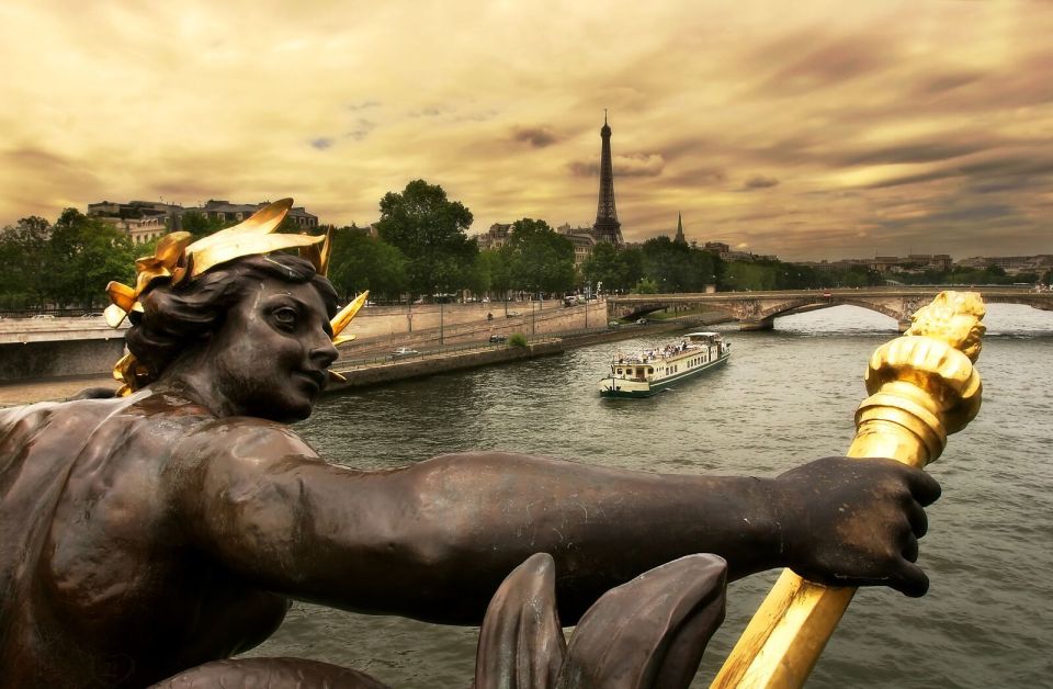 Welcome to Paris Day Trip from London via Train - Why This Paris Day Trip Works: Train-First Sightseeing